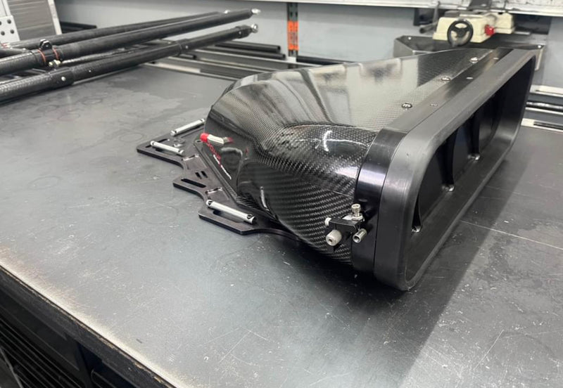 Load image into Gallery viewer, Clean BOHR 4 BLADE CARBON SCREW BLOWER HAT