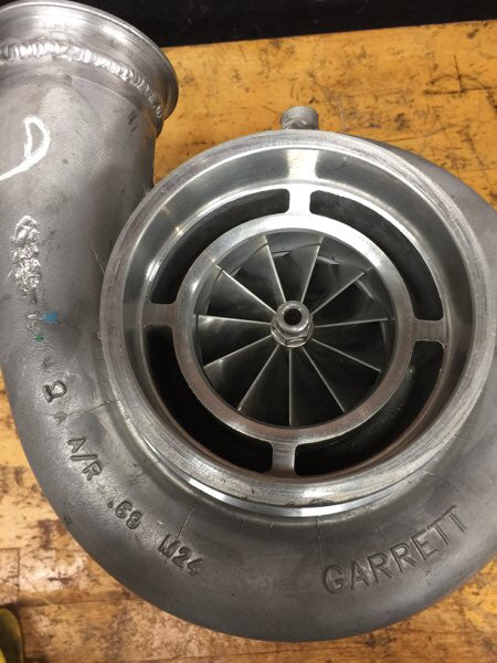 Load image into Gallery viewer, Garrett GTX5518R 88mm Turbo w/ 1.0 A/R T6 Housing - Like New, 4 Passes!