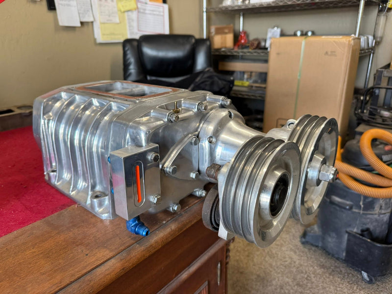 Cargue la imagen en el visor de la galería, Fully Polished 4-71 Blower Supercharger!
