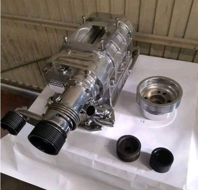 Cargue la imagen en el visor de la galería, Polished Weiand 177 Blower for SBC - Complete Set in Excellent Condition!
