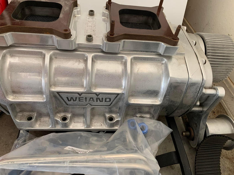 Load image into Gallery viewer, Ready to Bolt-On 8-71 Weiand SBC Supercharger Setup
