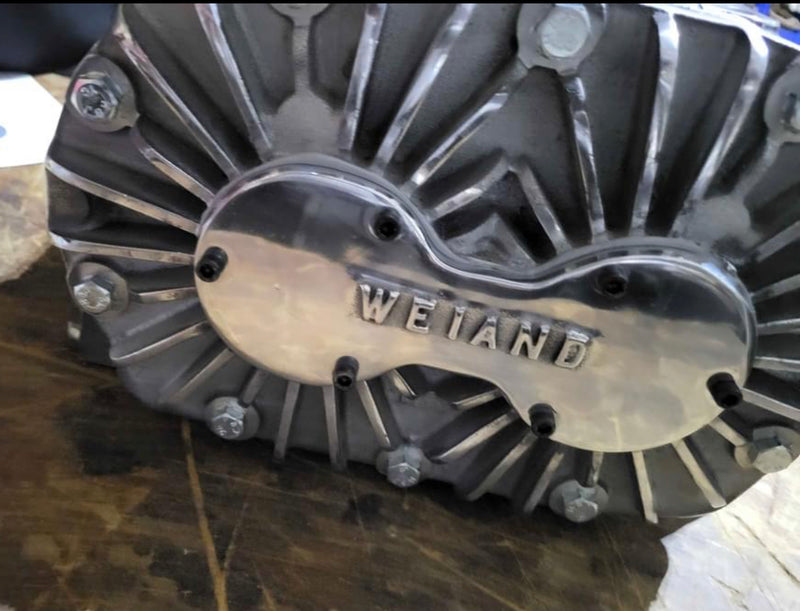 Cargue la imagen en el visor de la galería, Sobrealimentador Weiand 671 pulido
