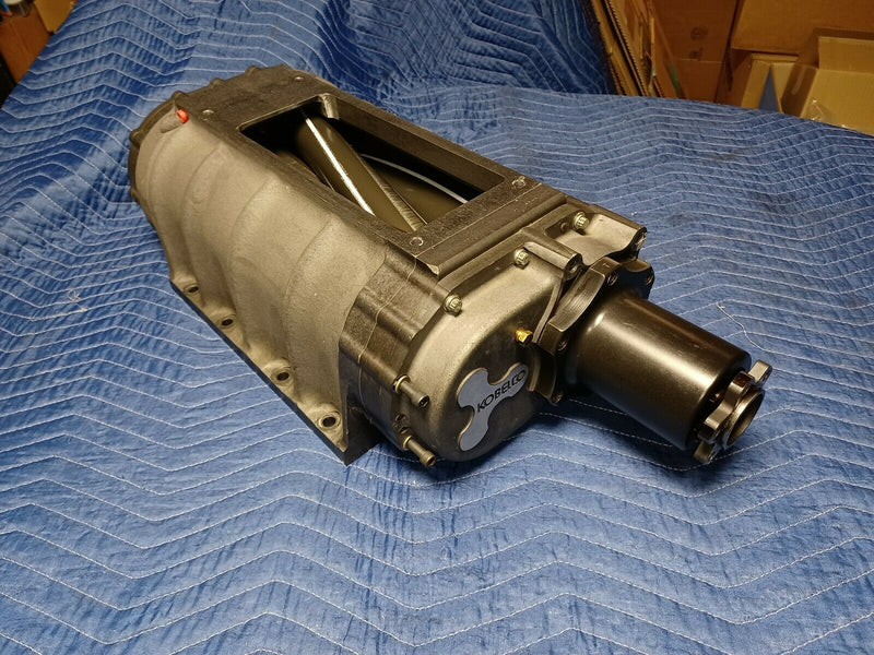 Load image into Gallery viewer, Clean Kobelco 8-71 HH Supercharger
